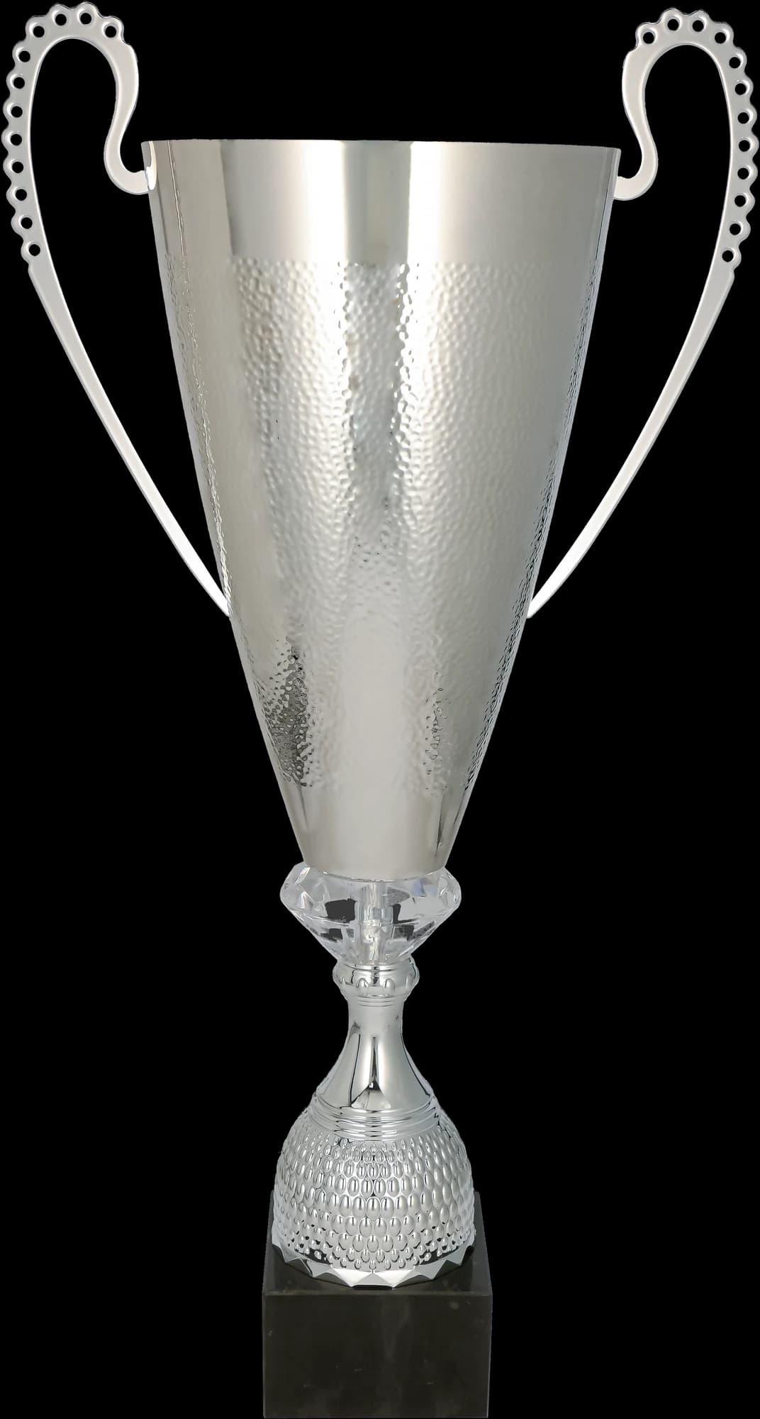 Metalni pehar srebrni