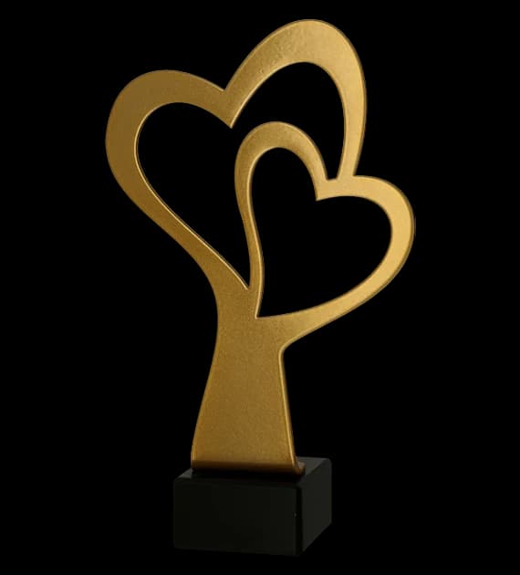 Metalni trofej s mramornim postoljem - Srce