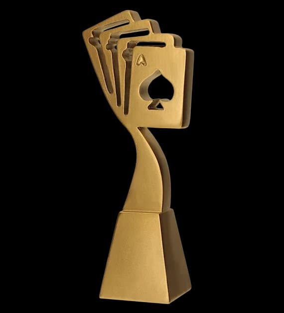 Cast figurine - gold line - cards 1