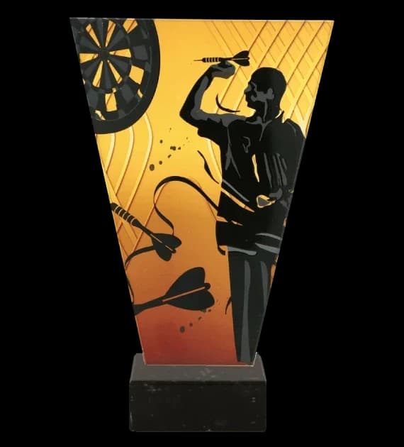 Monochrome glass trophy on marble base - DARTS